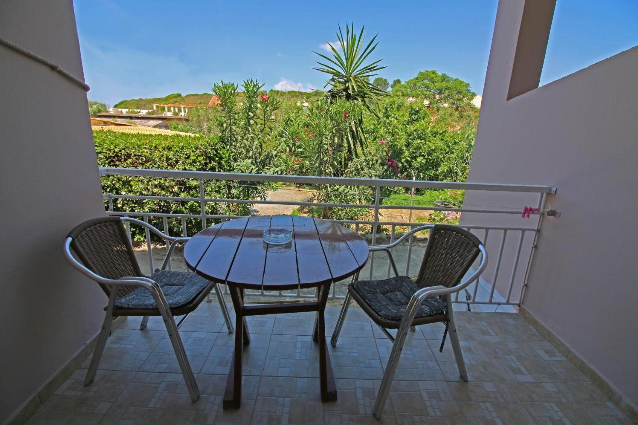 Santa Barbara Lakis Apartments Perivólion Esterno foto