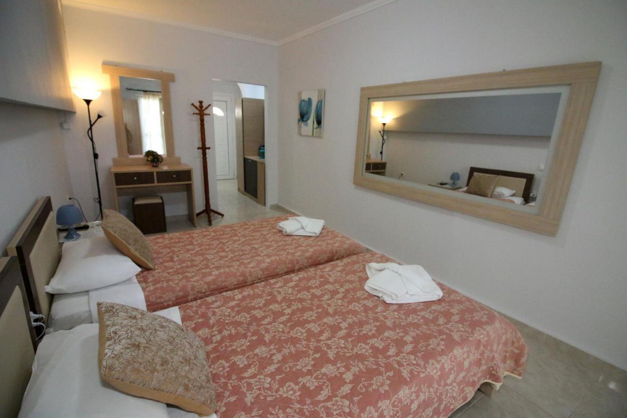 Santa Barbara Lakis Apartments Perivólion Esterno foto