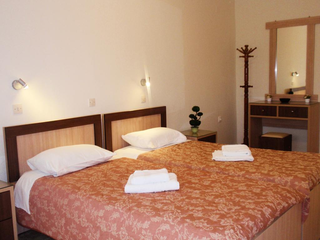 Santa Barbara Lakis Apartments Perivólion Esterno foto